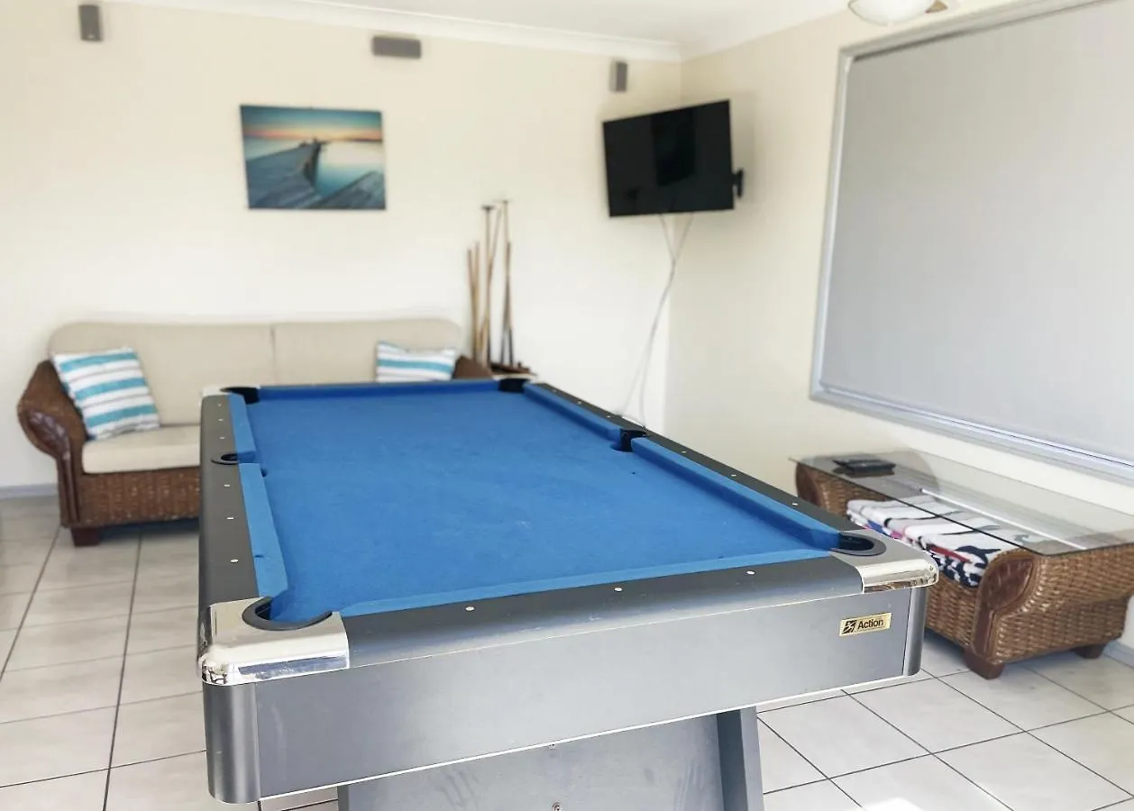 Holiday home Bribie Island Canal Holiday Destination! Bongaree Australia